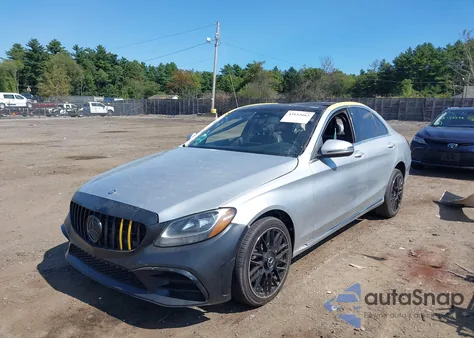 2016 Mercedes-Benz C 300 4Matic из США, поврежденный, VIN WDDWF4KB1GR135899